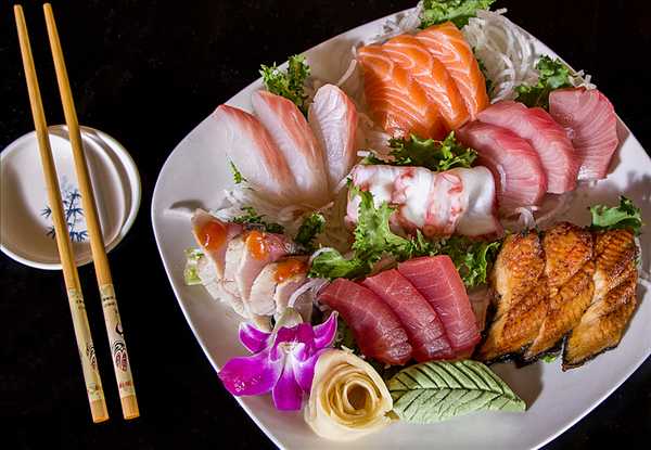 Sushi and Sashimi Entree